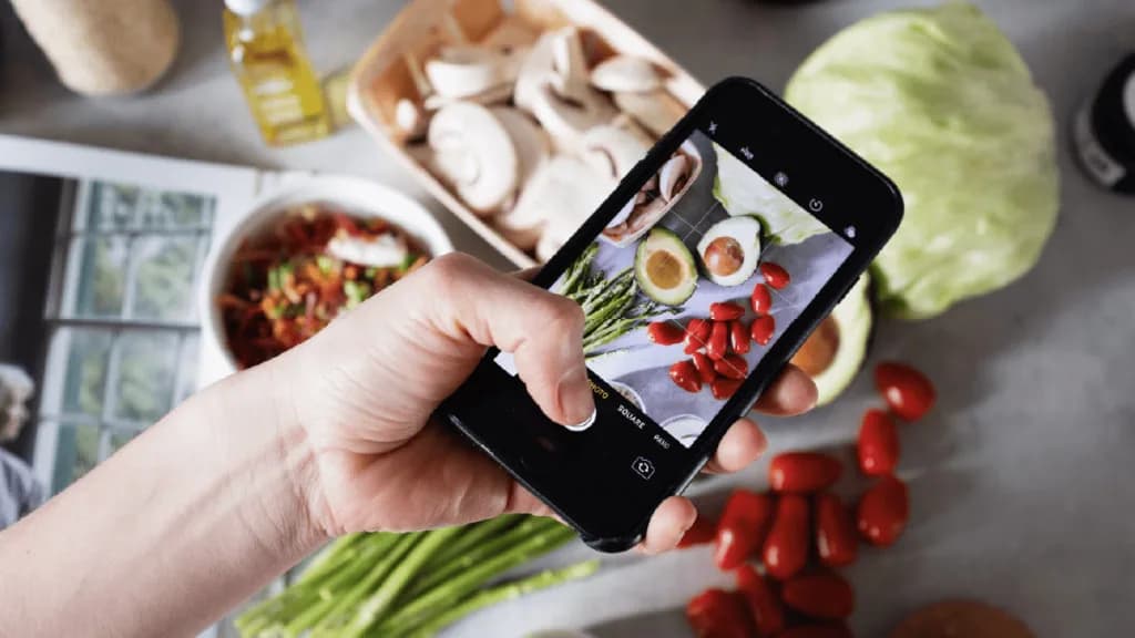 Dicas para melhorar suas fotos de e-commerce e redes sociais: investimento em equipamento e prática